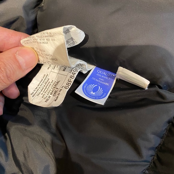 ***SOLD*** Canada Goose Burnett Parka, Mens XL - Picture 13 of 14